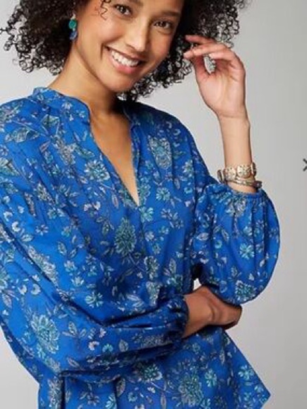 J. Jill Blue Floral Long-Sleeve V-Neck Blouse Size Small Petite